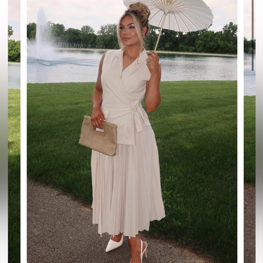 Sleeveless Wrap Bodice Pleated Midi Dress - Cream